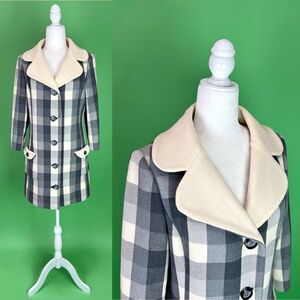 Vintage 1960s Lilli Ann Ivory and Gray Plaid Coat - Size Small